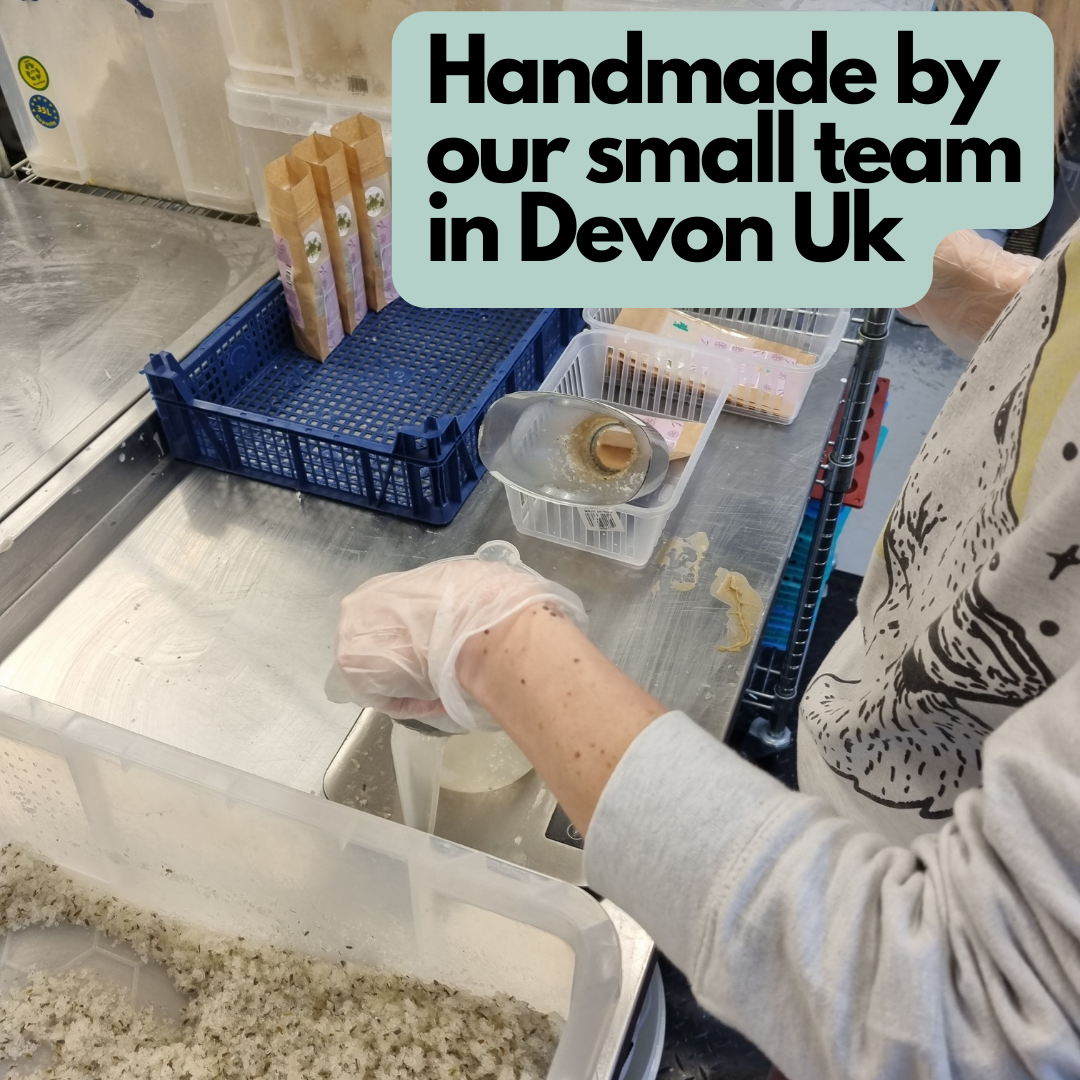 Eucalyptus Bath Salts - Essential oil - Eco - vegan