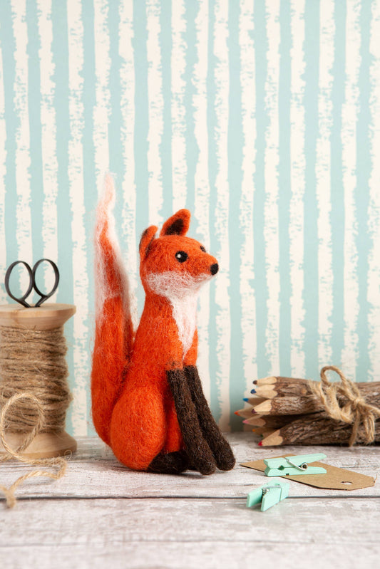 Fox Needle Felting Kit | Beginner Craft Kit